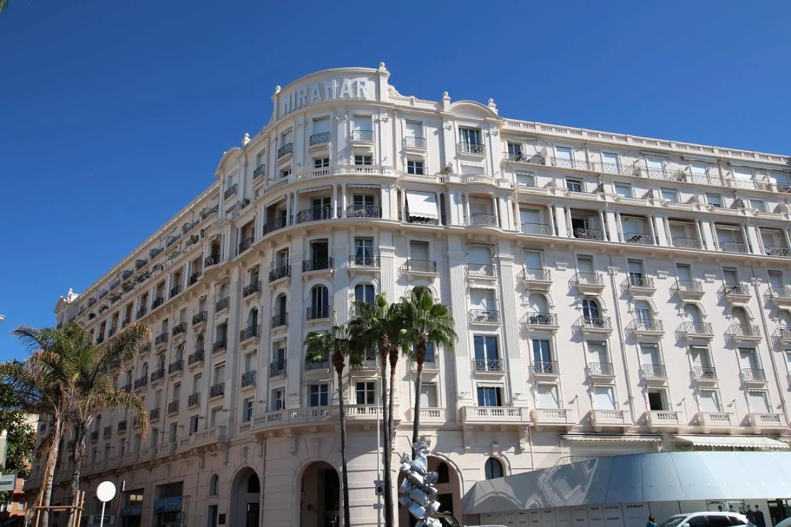 公寓 Cannes Croisette - Studio Au Calme Avec Terrasse